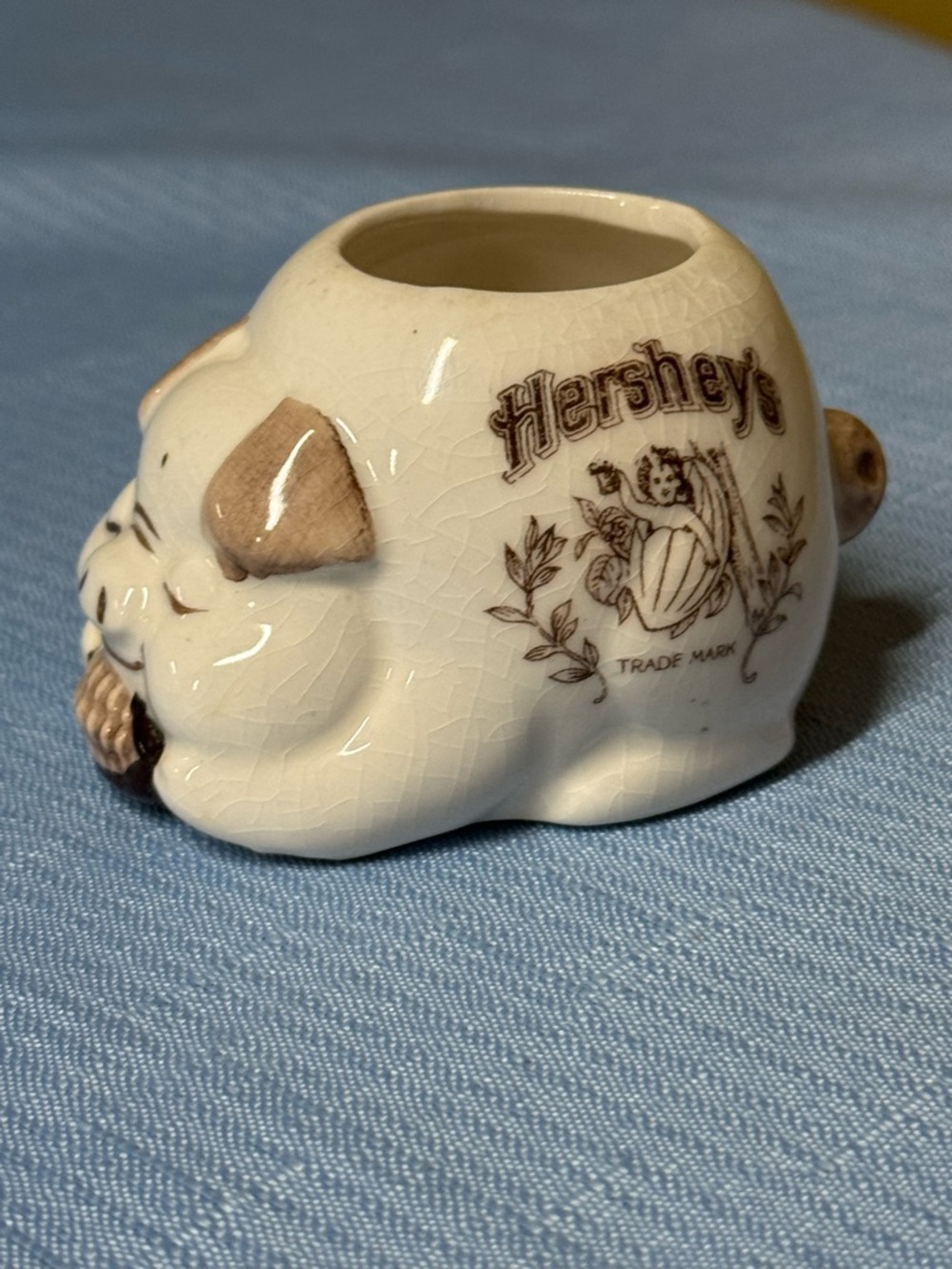 Hershey's Ceramic Pig Trinket Dish toothpick holder - Cream and Brown